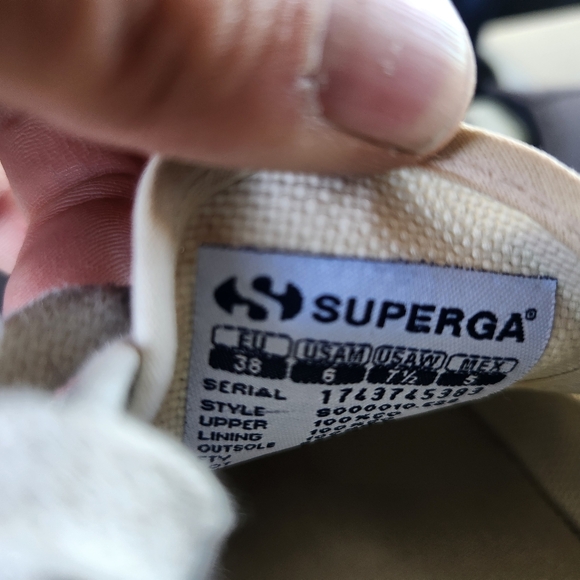 Superga size 7.5 women's or 6 mens - Picture 7 of 7